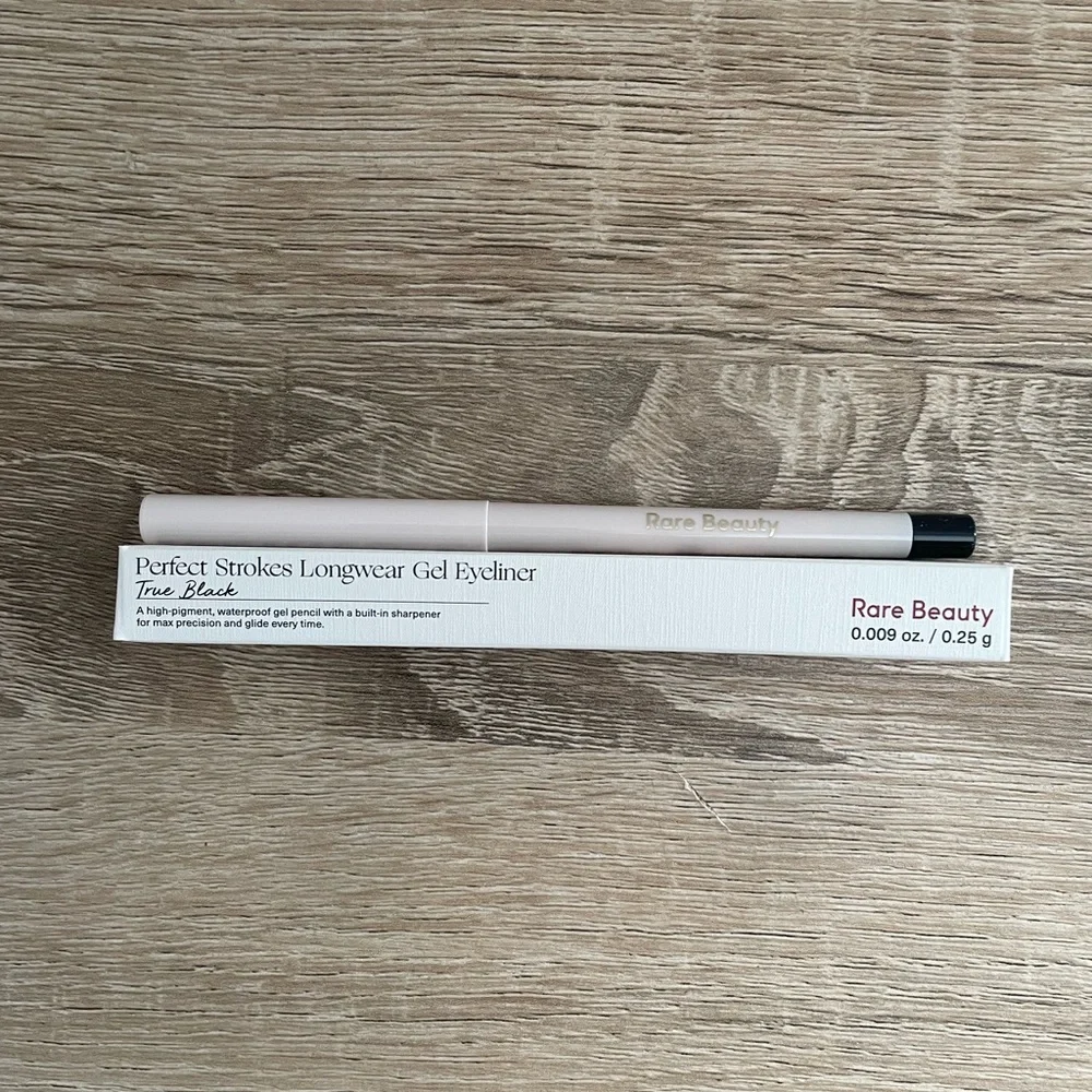 Rare Beauty: Longwear Gel Eyeliner